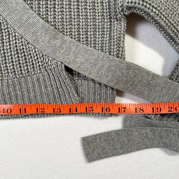 H&M Divided Ribbed Knit Wrap Cardigan Sweater Size M Gray Cropped - Picture 10 of 14